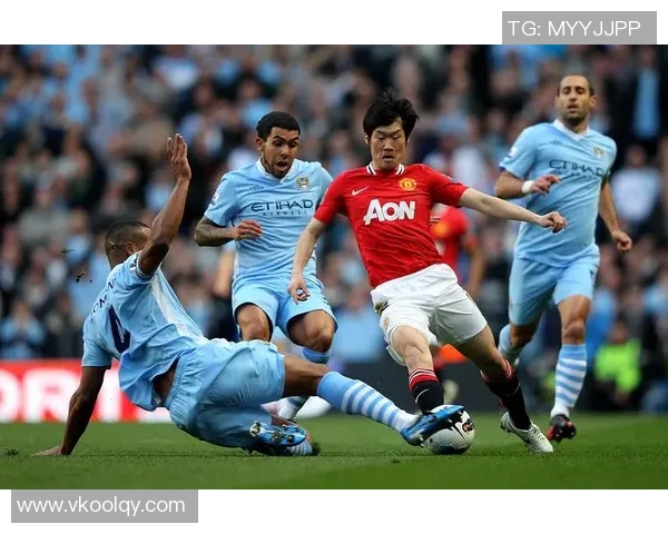 韩国足球明星朴智星的传奇之路与对足球的热爱与奉献 韩国足球明星朴智星的传奇之路与对足球的热爱与奉献