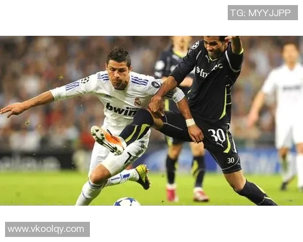 孺子是哪个足球明星的亲生儿子揭秘他背后的家庭故事与成长历程